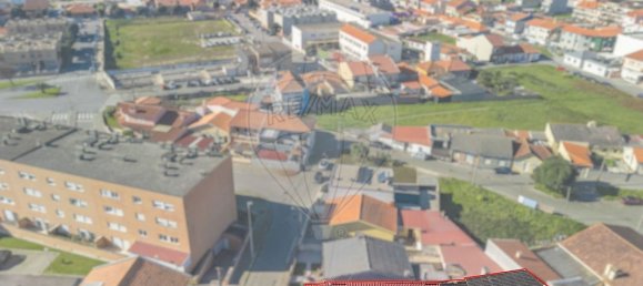 Дом с 3 спальнями в Матозиньюш, Португалия № 28134 42