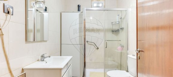 Дом с 3 спальнями в Матозиньюш, Португалия № 28134 15