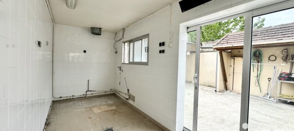 4 bedrooms Building in Creil, France No. 83064 21