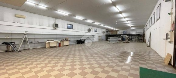 500m² Warehouse in Goito, Italy No. 309572 5