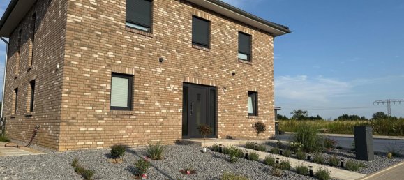 5 bedrooms Villa in Neubrandenburg, Germany No. 232827 3