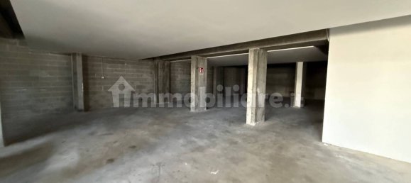 Lagerhaus in Asti, Italy 338m², Nr. 8480 9