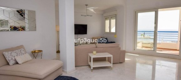 3 bedrooms Penthouse in Torremolinos, Spain No. 183724 2