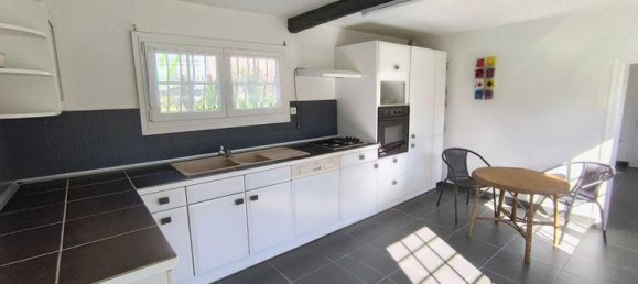 3 bedrooms House in Breteuil, France No. 309675 7