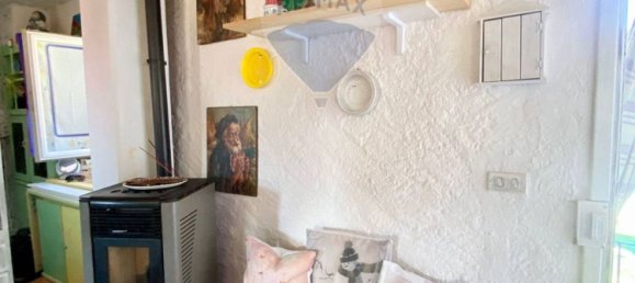 Apartamento de 2 habitaciónes en Primaluna, Italy No. 272780 14