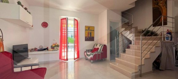 Дуплекс с 3 комнатами в Кампомарино, Италия № 19239 5