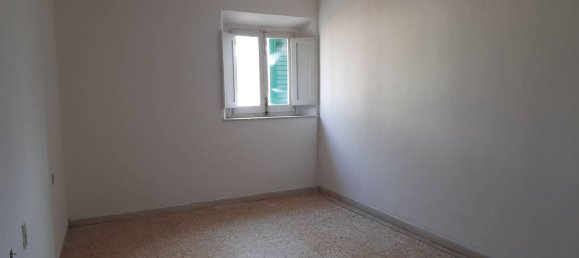 Apartamento de 4 dormitorios en Pieve a Nievole, Italy No. 357368 12