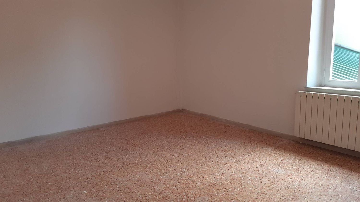 Apartamento de 4 dormitorios en Pieve a Nievole, Italy No. 357368