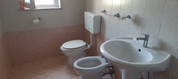 Apartamento de 4 dormitorios en Pieve a Nievole, Italy No. 357368 18