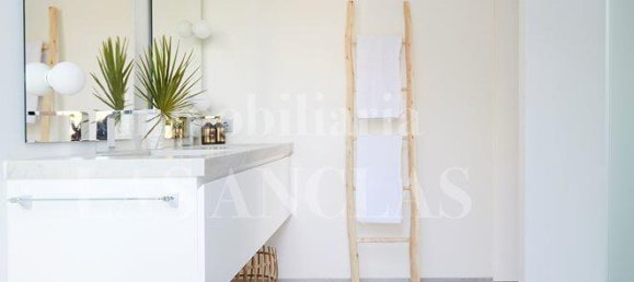 Villa de 5 dormitorios en Santa Eulalia Del Rio, Spain No. 182299 9