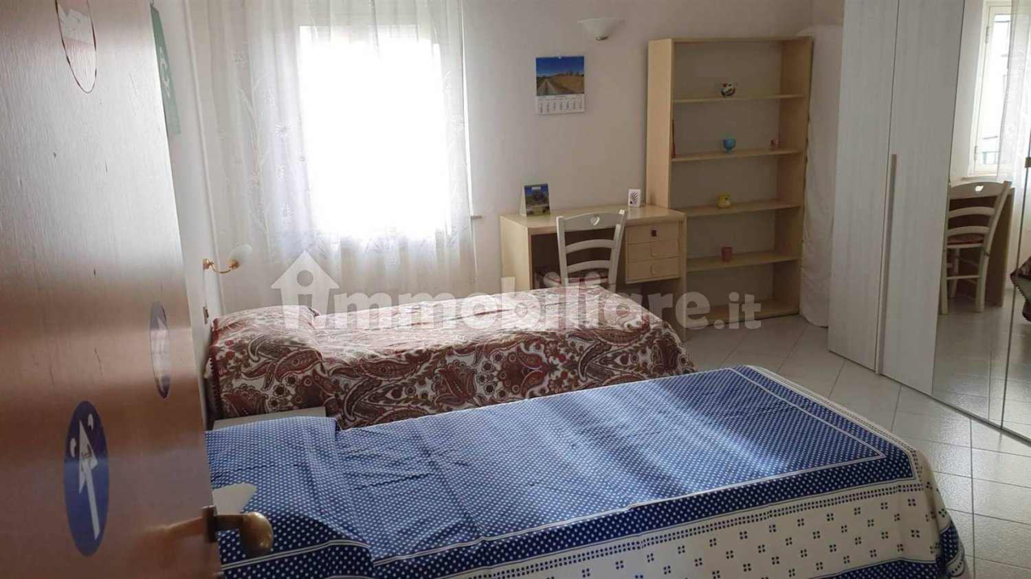 2 bedrooms Apartment in Florence, Italy No. 220025