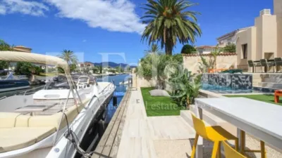 4 bedrooms Villa in Castello d'Empuries, Spain No. 187325