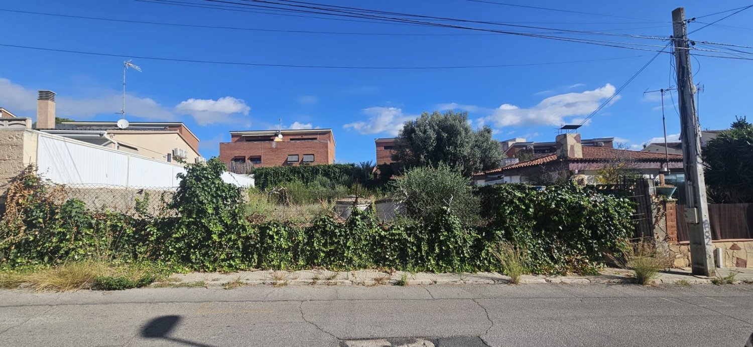 Terreno en Cunit, Spain 416 m² No. 234199