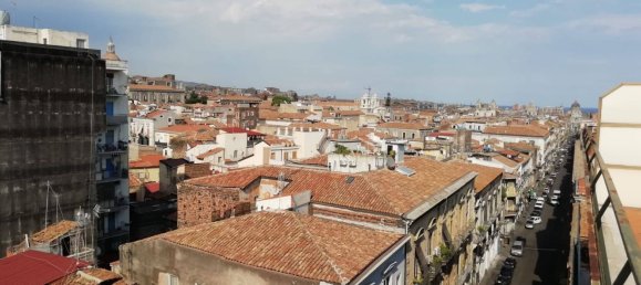 3-salle Appartement à Catania, Italy No. 178480 4