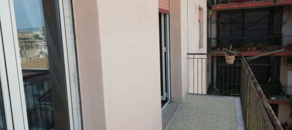 3-salle Appartement à Catania, Italy No. 178480 13