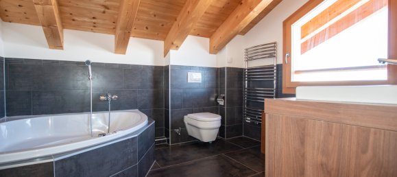 5 bedrooms House in Heremence, Switzerland No. 402 26