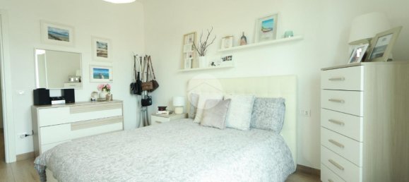 Apartamento de 4 habitaciónes en Pescara, Italy No. 7330 4