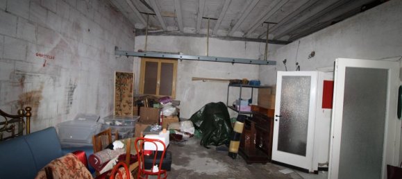 8-salle Villa à Montevarchi, Italy No. 235590 18