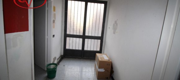 8-salle Villa à Montevarchi, Italy No. 235590 16