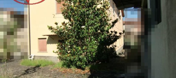 8-salle Villa à Montevarchi, Italy No. 235590 3