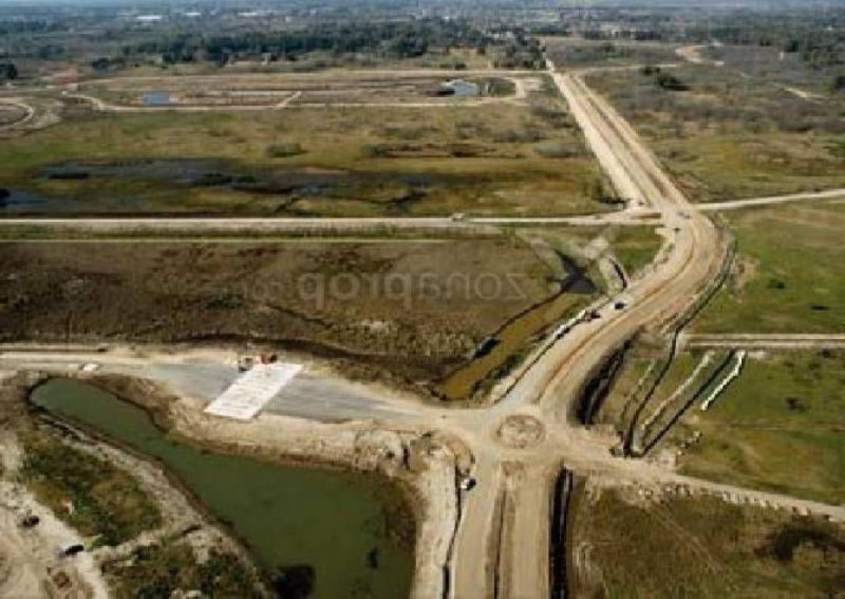 Terrain à Escobar, Argentina No. 42824