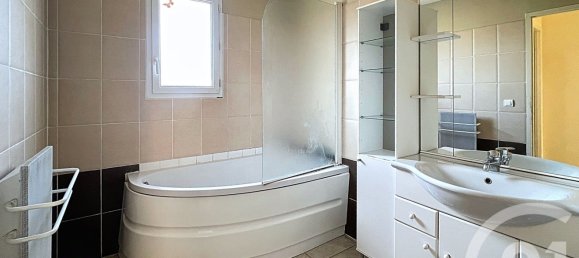 Casa de 3 dormitorios en Brouzet-les-Ales, France No. 319335 10