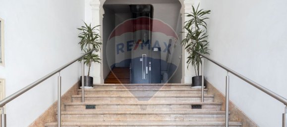 4 bedrooms Apartment in Lisbon, Portugal No. 73259 2