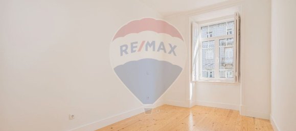 4 bedrooms Apartment in Lisbon, Portugal No. 73259 13