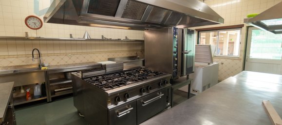 Propiedad comercial de 5 dormitorios en Alcobaca, Portugal No. 74762 10