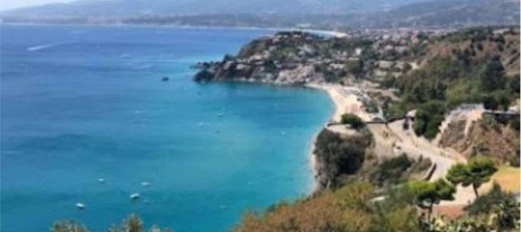 3 غرف نوم شقة في Reggio Calabria, Italy رقم 187398 24