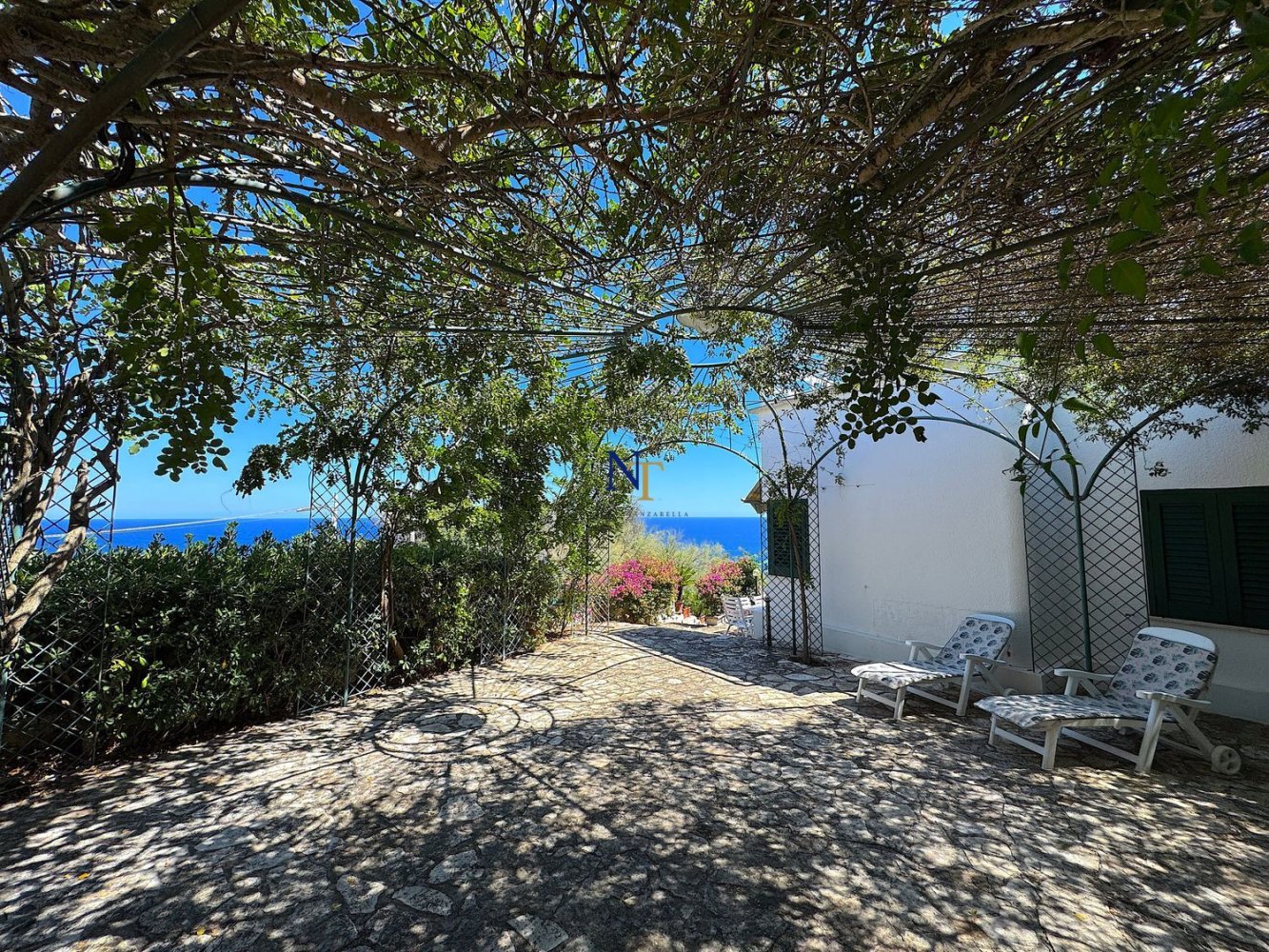 10 bedrooms Villa in Andrano, Italy No. 311024