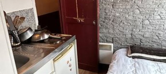 1 bedroom Apartment in Paris, France No. 310740 5