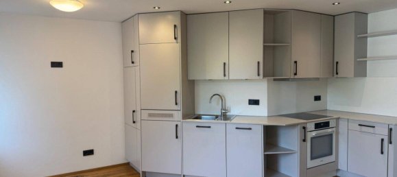3 rooms Apartment in Salzburg, Austria No. 142698 3