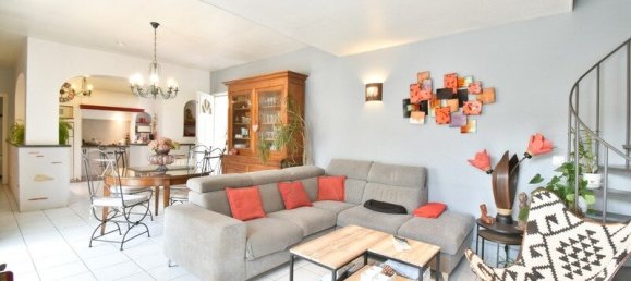 6 Schlafzimmer Villa in Villeneuve-sur-Lot, France, Nr. 277856 8
