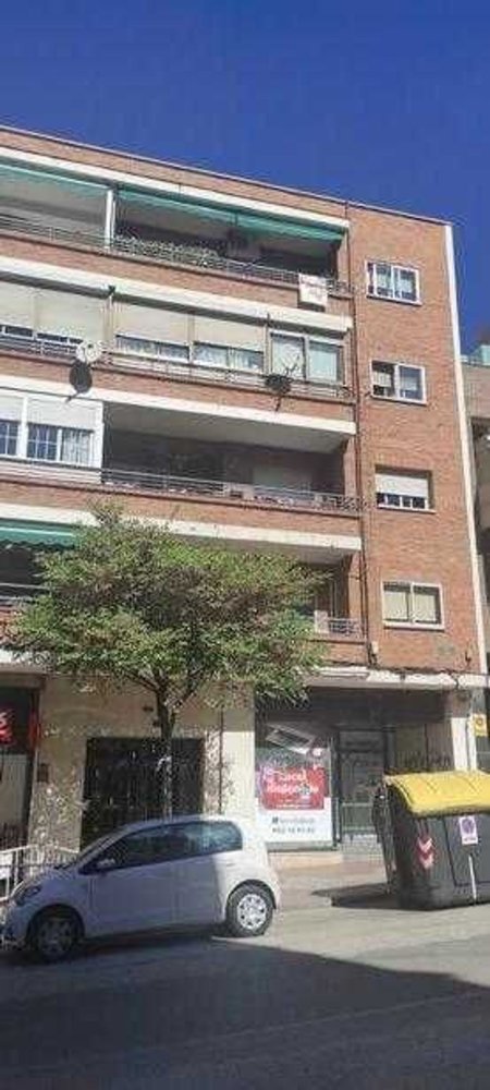 189m² Commercial property in San Sebastian de los Reyes, Spain No. 137144