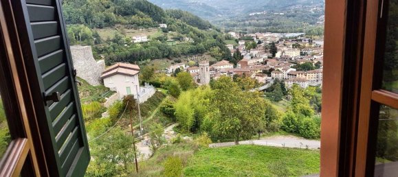 Casa de 8 divisões em Gallicano, Italy N.º 88416 31