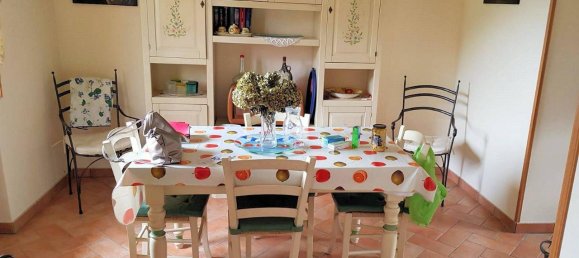 Casa de 8 divisões em Gallicano, Italy N.º 88416 8