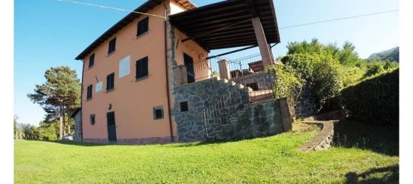 Casa de 8 divisões em Gallicano, Italy N.º 88416 32