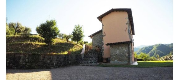 Casa de 8 divisões em Gallicano, Italy N.º 88416 42