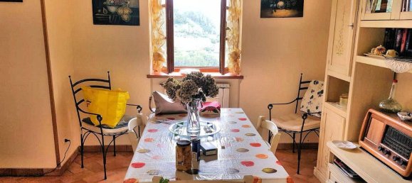 Casa de 8 divisões em Gallicano, Italy N.º 88416 10