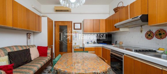 3 bedrooms Apartment in Sassuolo, Italy No. 258255 11