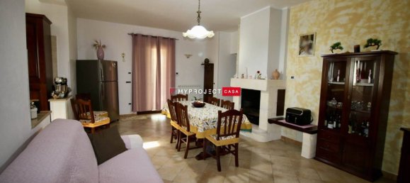 5 bedrooms Villa in Martina Franca, Italy No. 117769 10