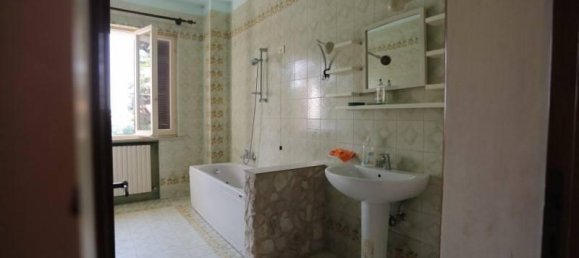 7-Zimmer Villa in Colli al Metauro, Italy, Nr. 30713 7
