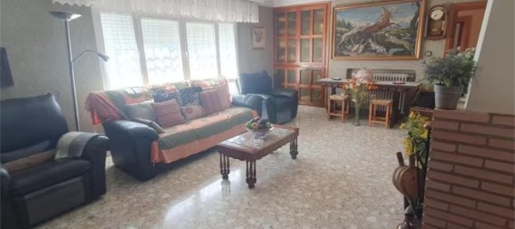 4 bedrooms House in Chapineria, Spain No. 164692 5