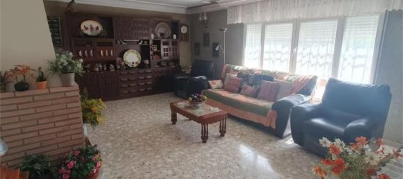 4 bedrooms House in Chapineria, Spain No. 164692 4