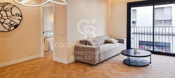 Ático de 2 dormitorios en Sants-Montjuïc, Spain No. 80097 2