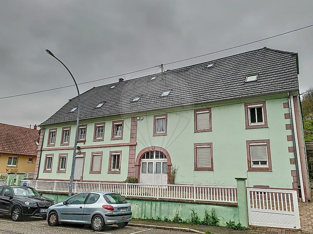 13 bedrooms Building in Haut-Rhin, France No. 152985