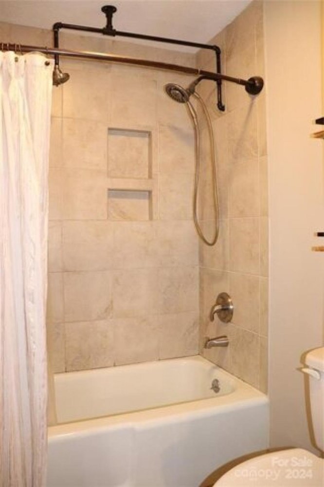 3 bedrooms House in Lenoir, USA No. 441278