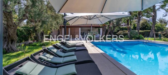 Вилла с 4 спальнями в Бари, Италия № 128079 17