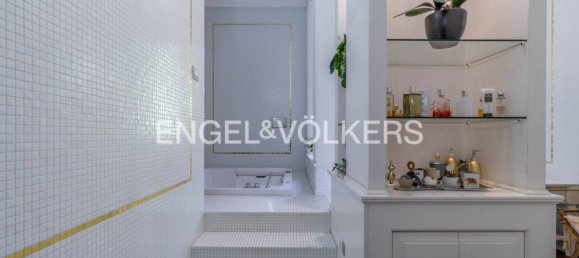 Вилла с 4 спальнями в Бари, Италия № 128079 7